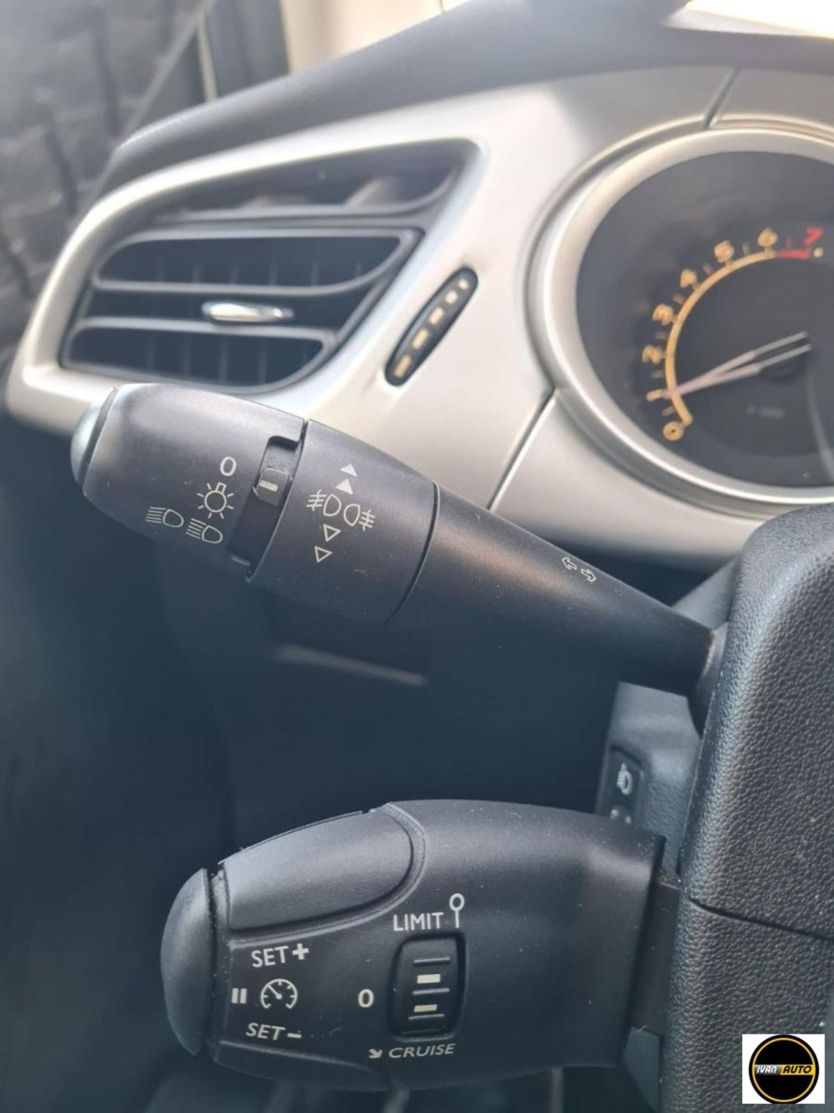 Citroen C3 1.1 Exclusive (14)