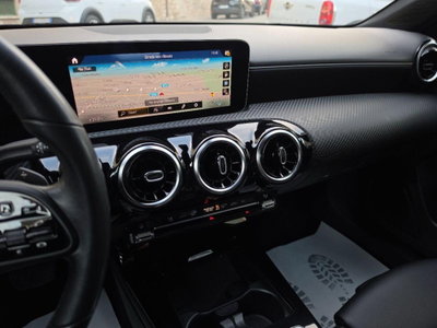 Mercedes-Benz Classe A 180 d Automatic Sport (18)