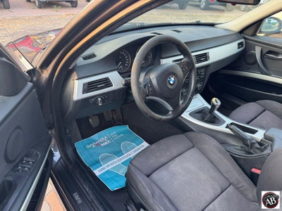 BMW Serie 3 Touring 320d  Msport (12)