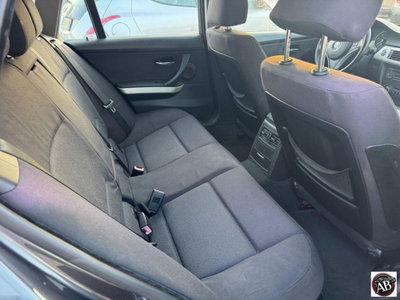 BMW Serie 3 Touring 320d  Msport (16)