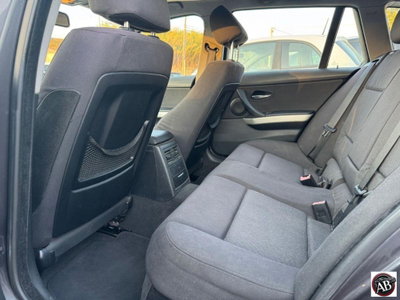 BMW Serie 3 Touring 320d  Msport (17)
