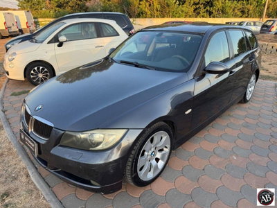 BMW Serie 3 Touring 320d  Msport (4)