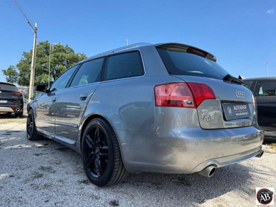 Audi A4 Avant 2.0 16V TFSI quattro (10)