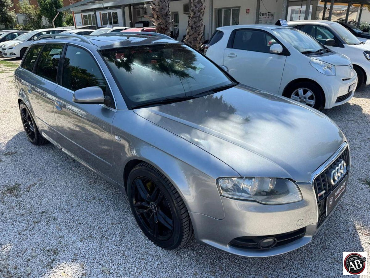 Audi A4 Avant 2.0 16V TFSI quattro (2)
