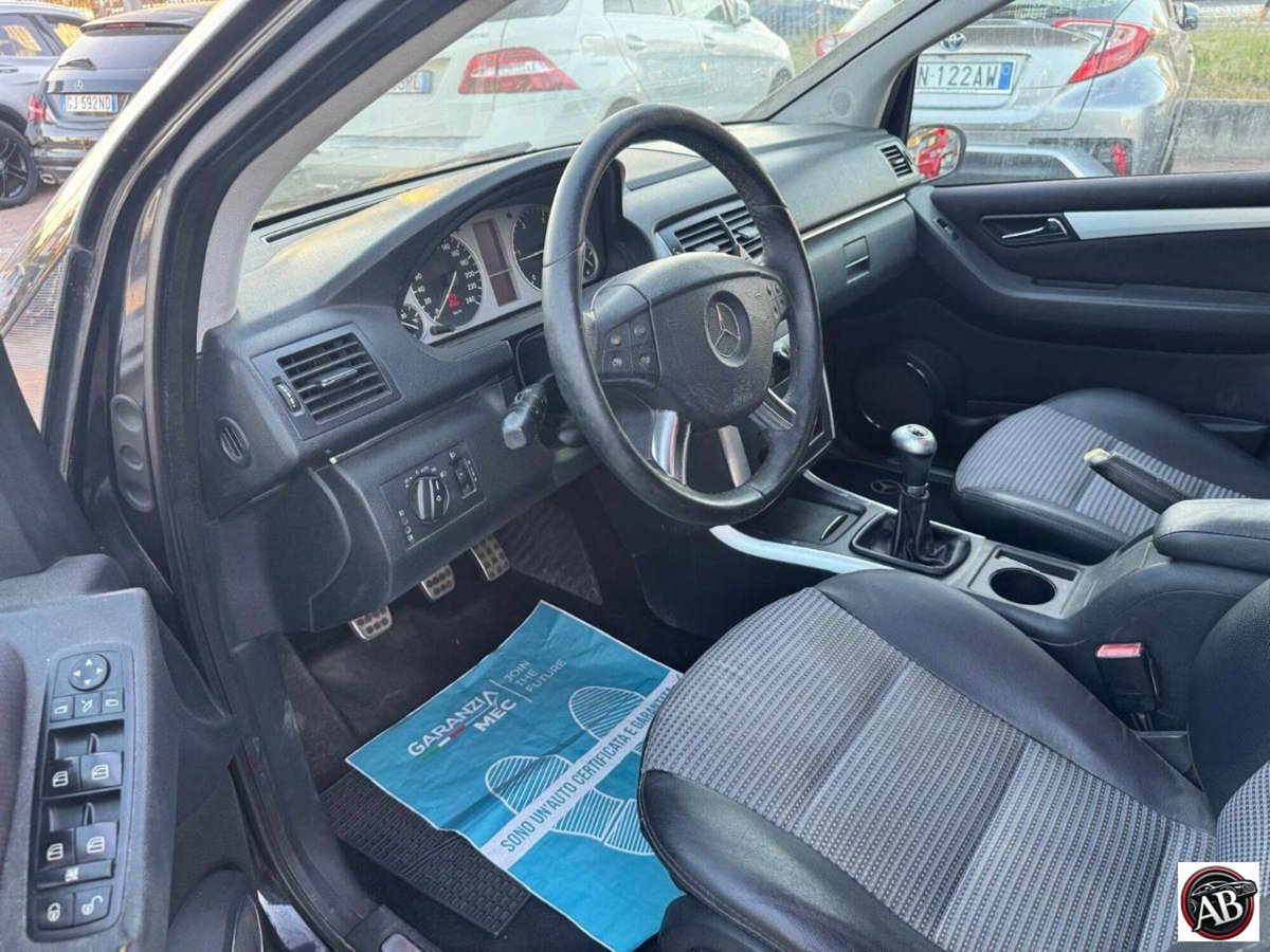 Mercedes-Benz Classe B 180 CDI (11)