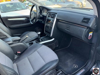 Mercedes-Benz Classe B 180 CDI (14)