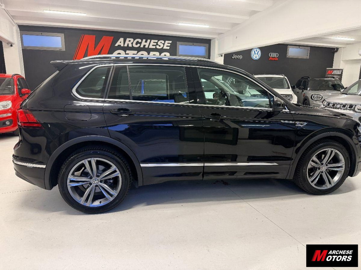 Volkswagen Tiguan 1.6 TDI SCR Sport BlueMotion Technology (8)