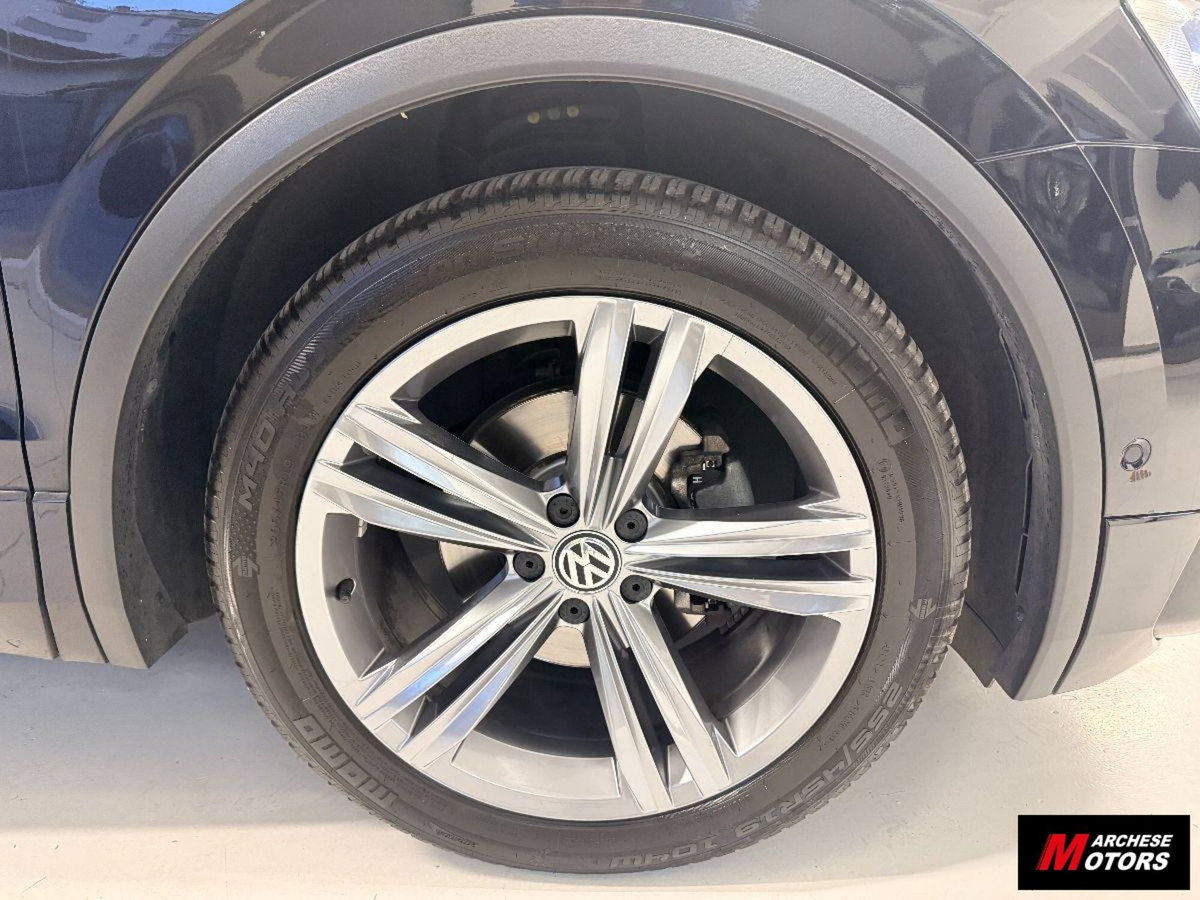 Volkswagen Tiguan 1.6 TDI SCR Sport BlueMotion Technology (9)