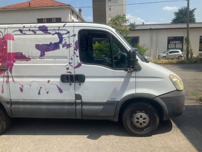 Iveco Daily Furgone 29L10V 2.3 Hpi TDI PC-TN Furgone (4)
