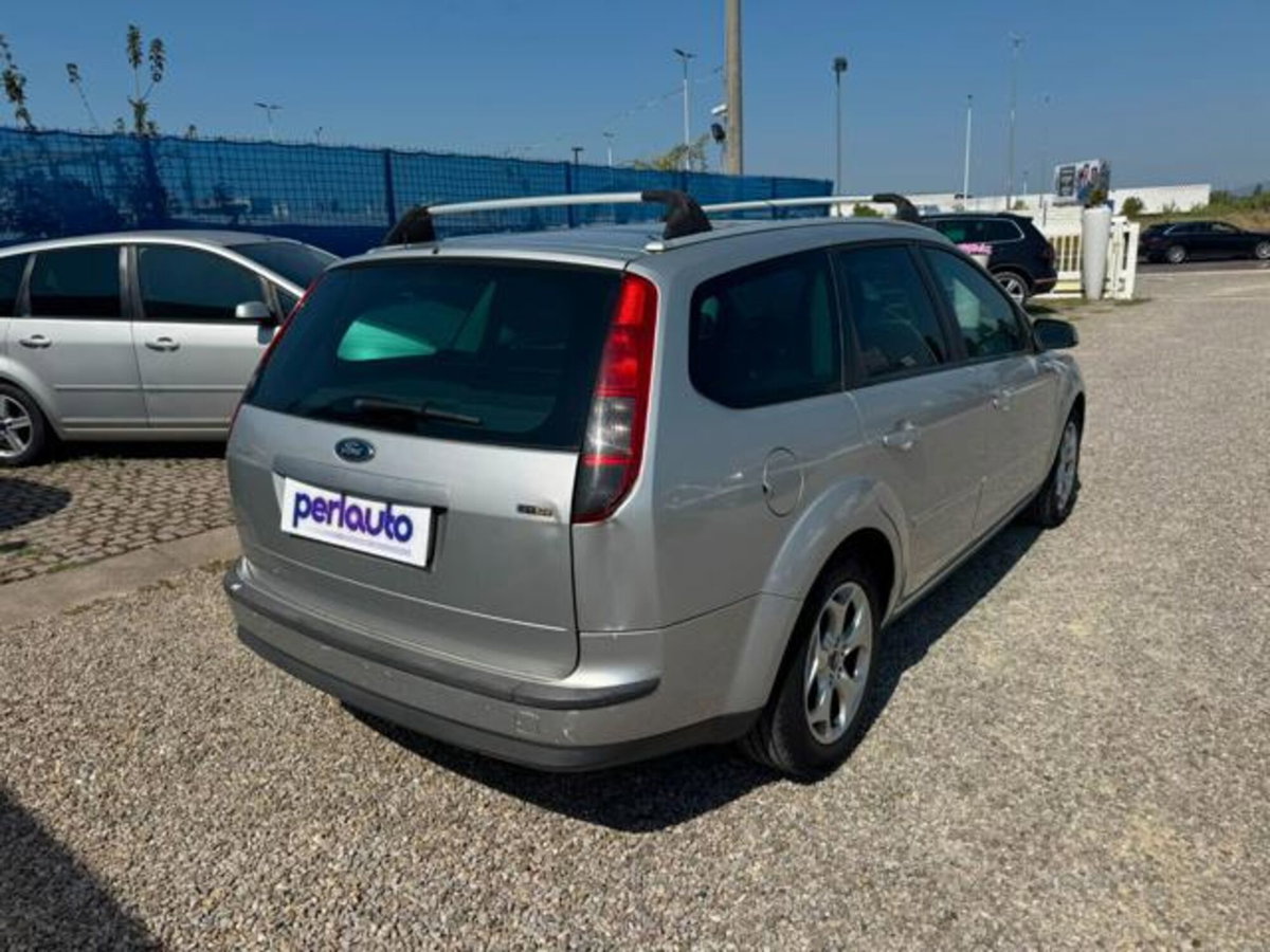 Ford Focus Station Wagon 1.6 TDCi (90CV) S.W. (5)