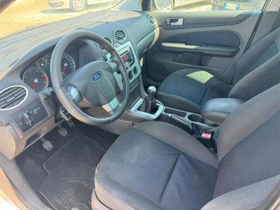 Ford Focus Station Wagon 1.6 TDCi (90CV) S.W. (9)