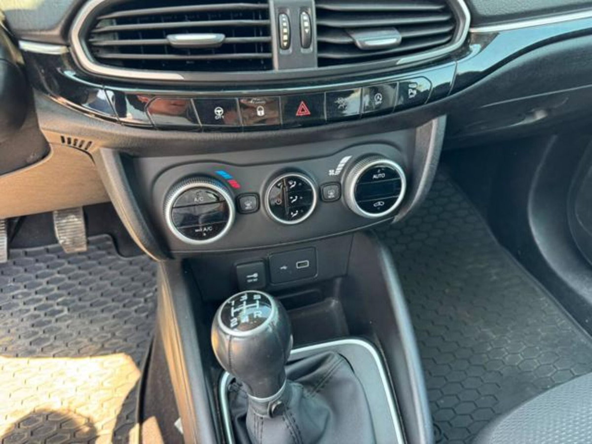 Fiat Tipo Tipo 5p 1.0 t3 Cross 100cv (12)
