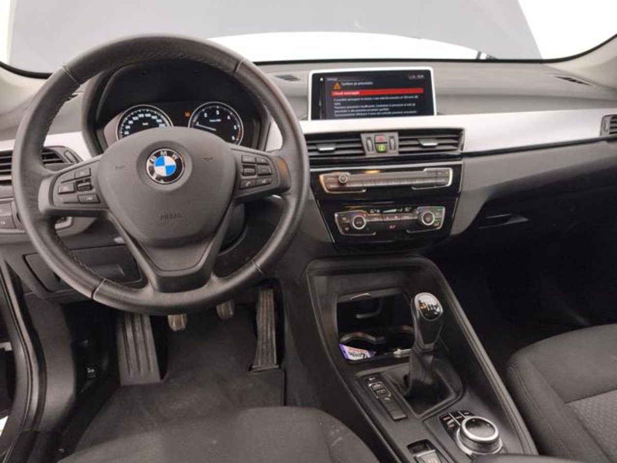 BMW X1 sDrive18d Business Advantage (12)