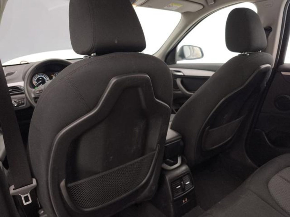 BMW X1 sDrive18d Business Advantage (19)