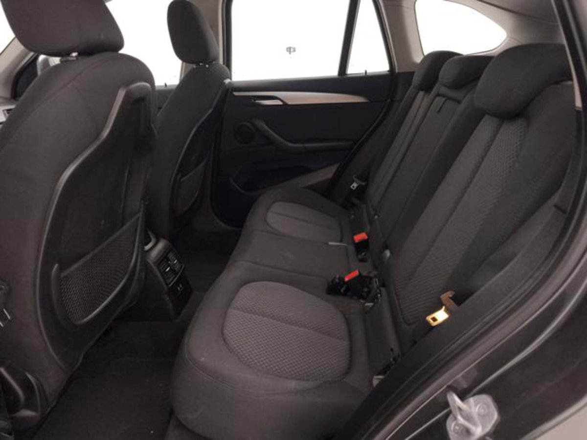 BMW X1 sDrive18d Business Advantage (20)