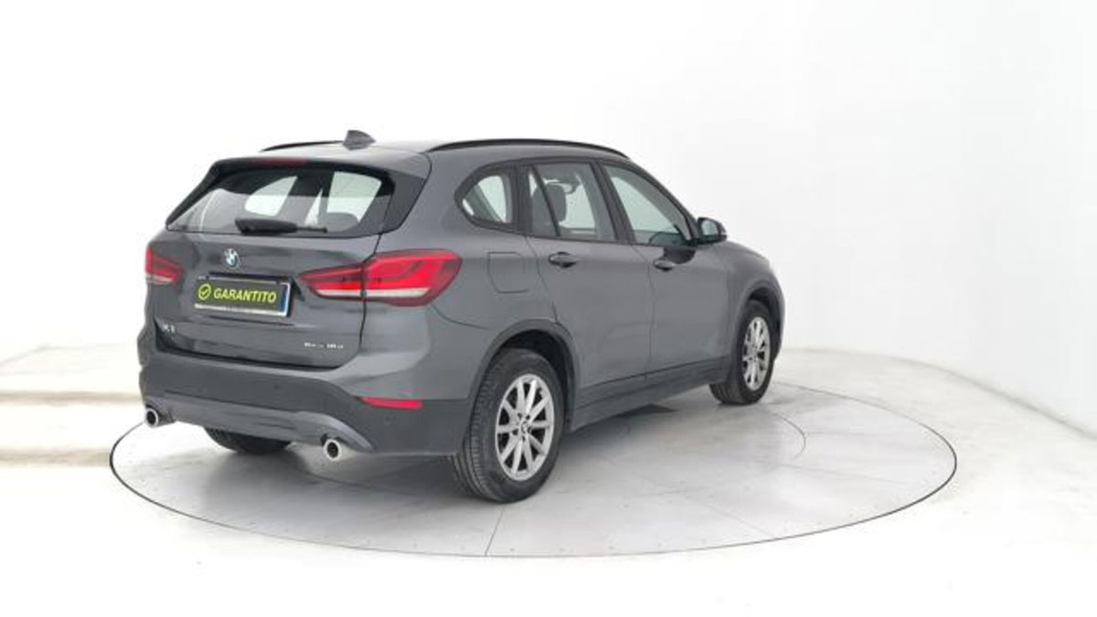 BMW X1 sDrive18d Business Advantage (5)
