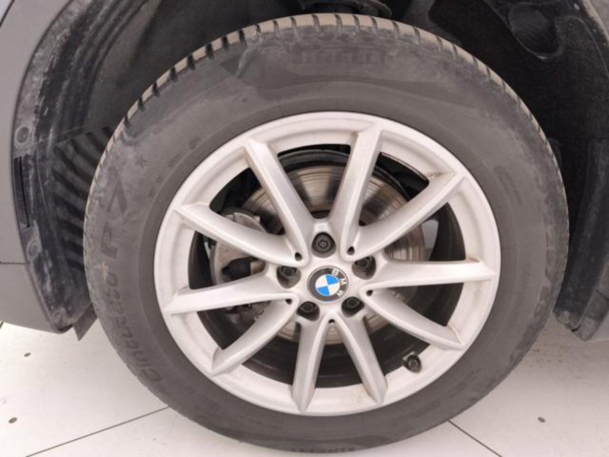 BMW X1 sDrive18d Business Advantage (9)