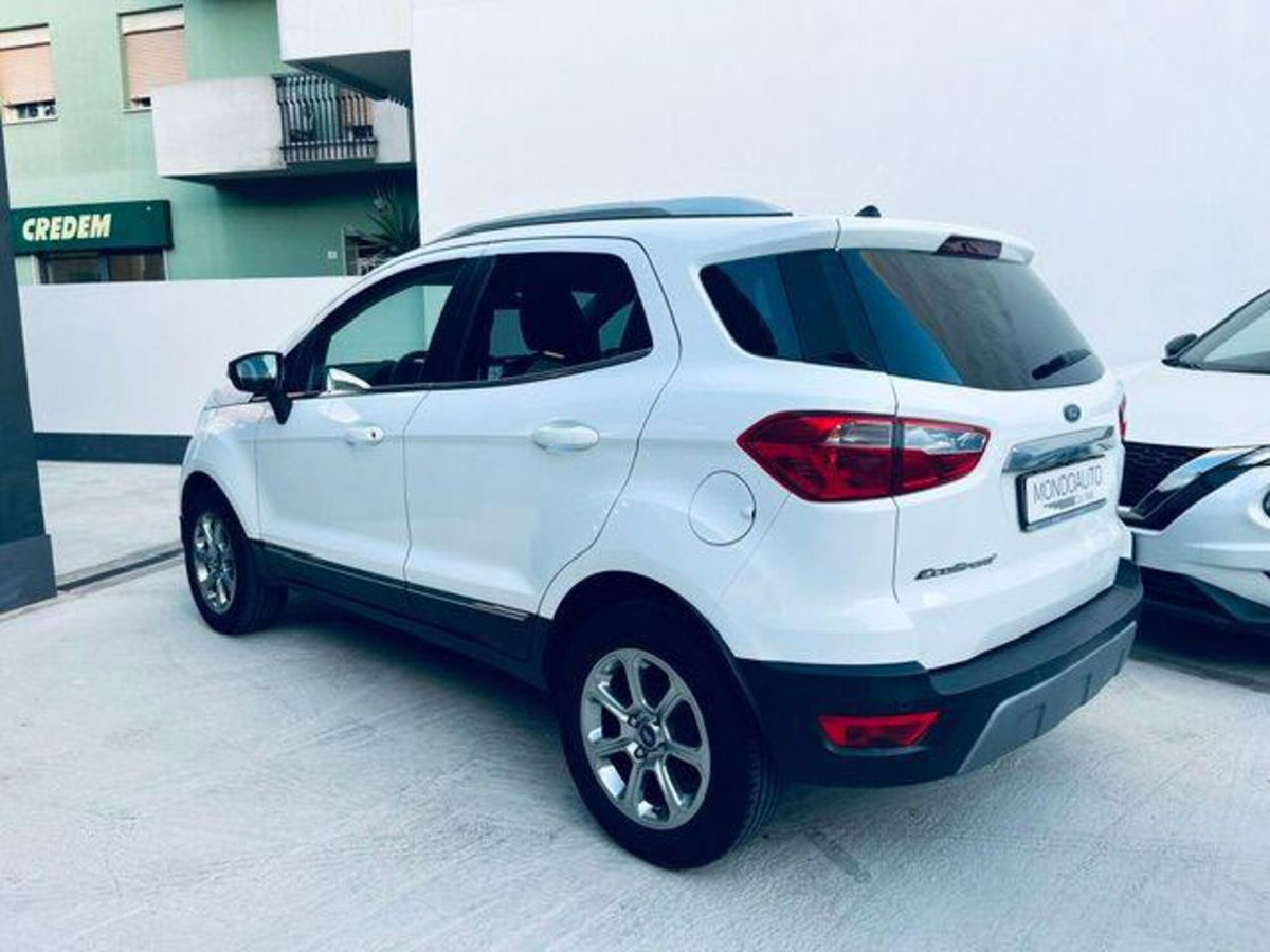 Ford EcoSport 1.5 TDCi 100 CV Start&Stop Titanium (4)