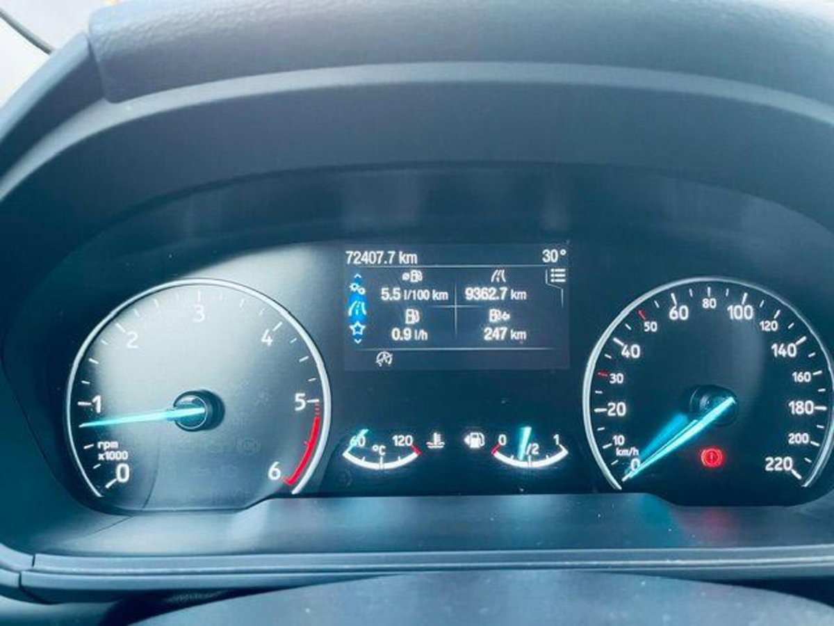 Ford EcoSport 1.5 TDCi 100 CV Start&Stop Titanium (8)