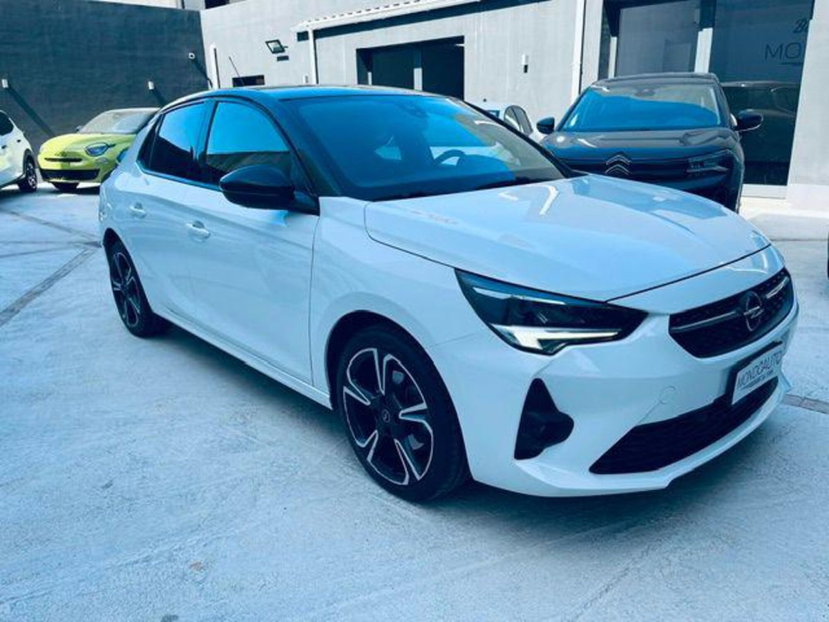 Opel Corsa 1.5 D 100 CV GS Line (2)