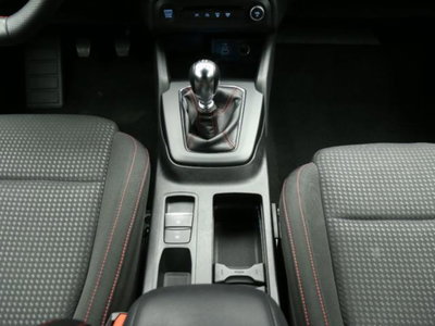 Ford Focus Station Wagon 1.0 EcoBoost Hybrid 125 CV SW ST-Line (13)
