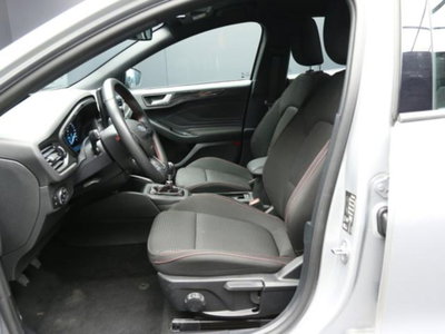 Ford Focus Station Wagon 1.0 EcoBoost Hybrid 125 CV SW ST-Line (9)