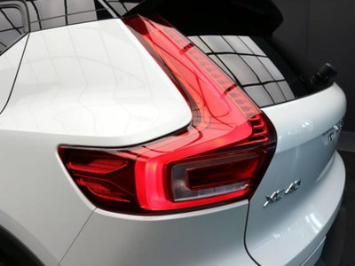 Volvo XC40 B4 AWD Geartronic R-design (11)