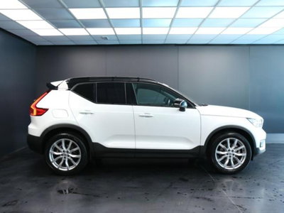 Volvo XC40 B4 AWD Geartronic R-design (6)