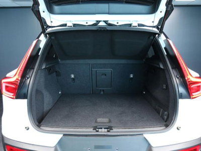 Volvo XC40 B4 AWD Geartronic R-design (7)