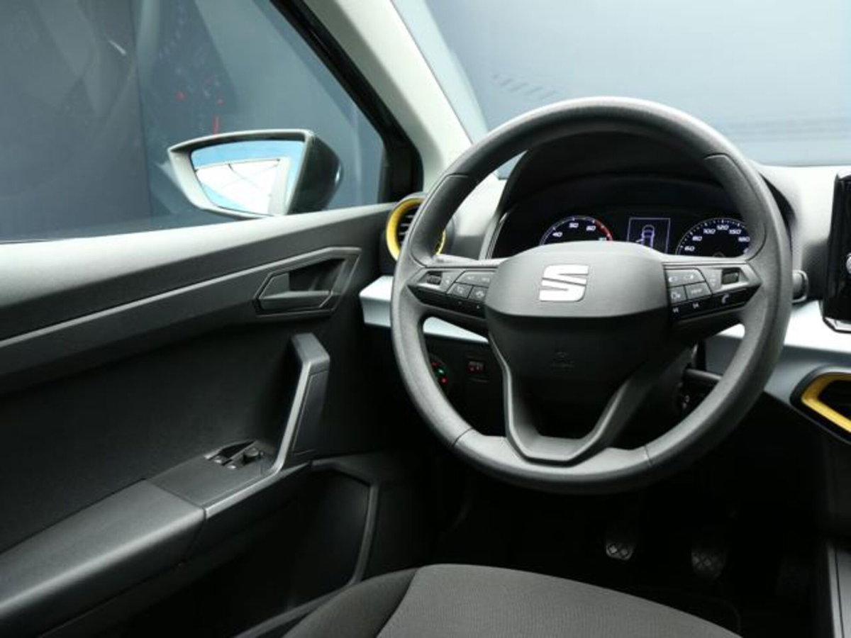 SEAT Ibiza 1.0 mpi Reference 80cv (13)