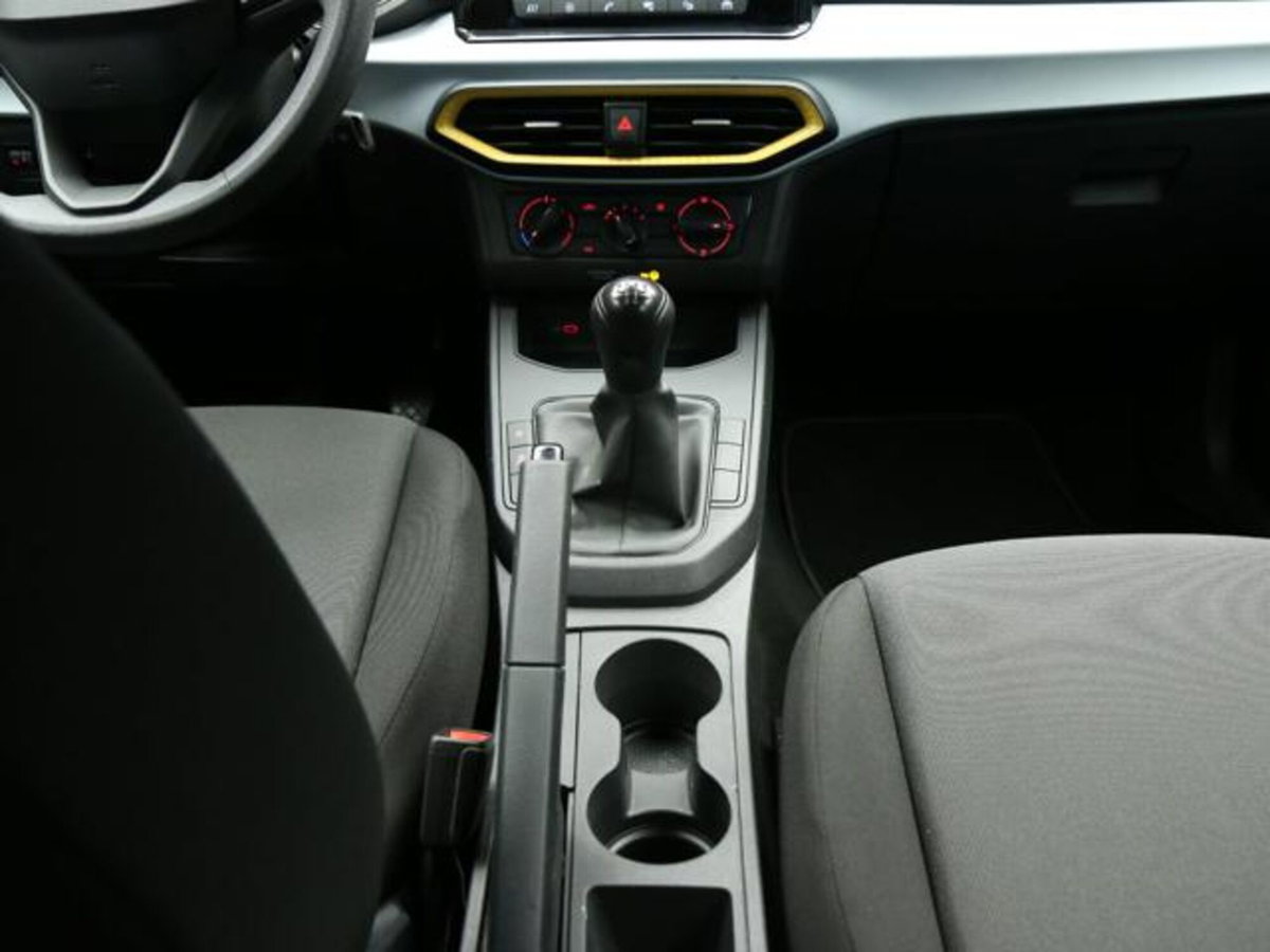 SEAT Ibiza 1.0 mpi Reference 80cv (14)