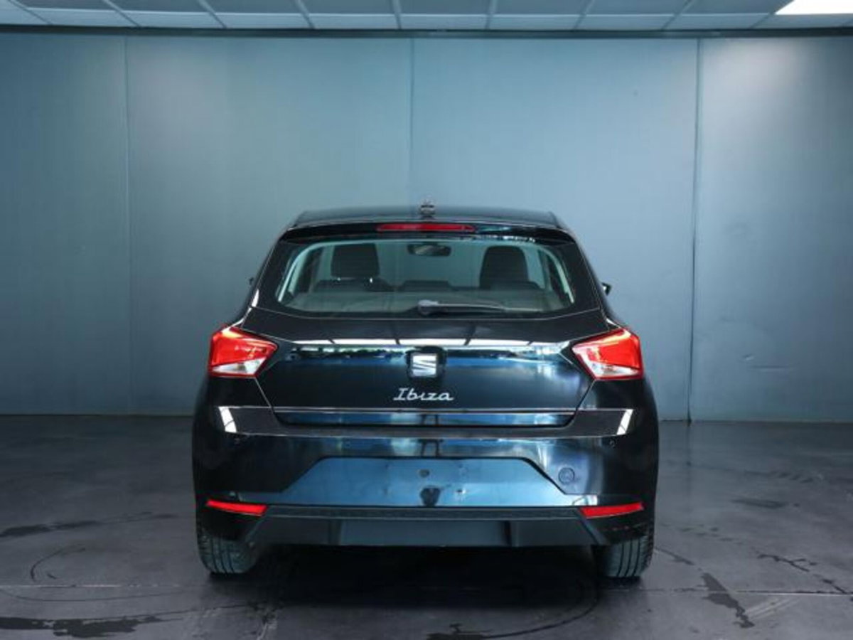 SEAT Ibiza 1.0 mpi Reference 80cv (4)