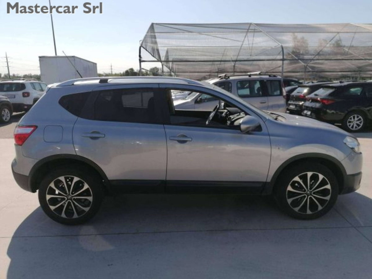Nissan Qashqai 1.6 dCi DPF n-tec (6)