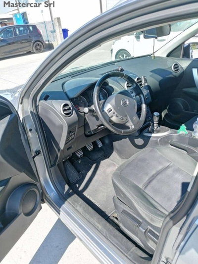 Nissan Qashqai 1.6 dCi DPF n-tec (9)