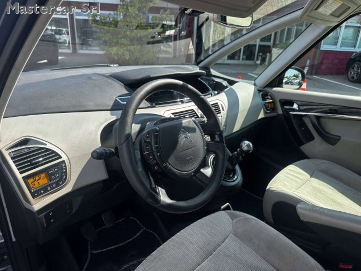 Citroen Grand C4 Picasso BlueHDi 150 S&S Exclusive (7)
