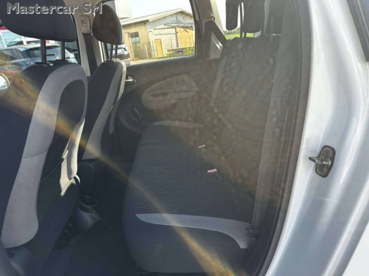 Citroen C3 Picasso 1.6 HDi 90 Seduction (10)