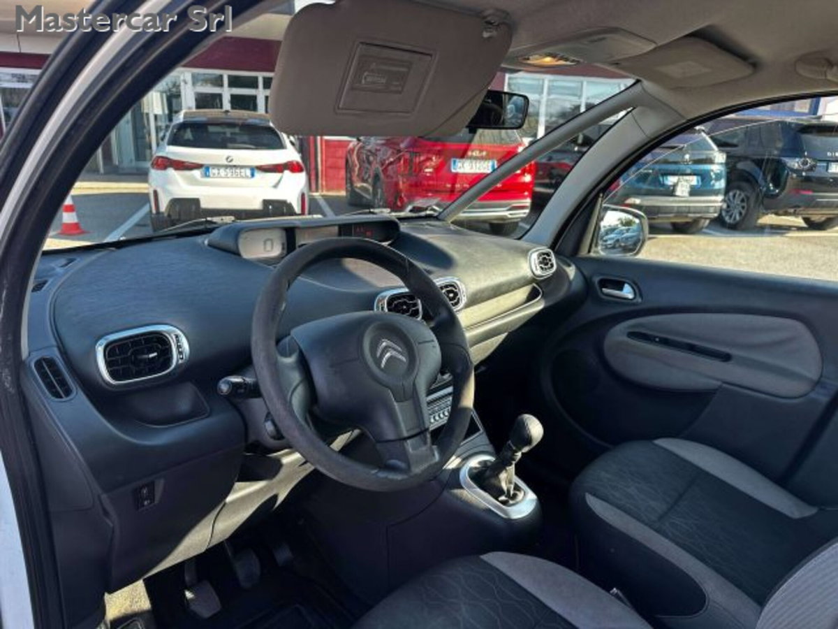 Citroen C3 Picasso 1.6 HDi 90 Seduction (8)