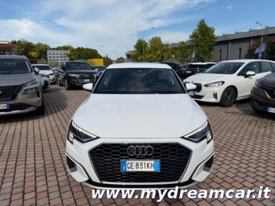 Audi A3 Sportback 30 g-tron S tronic Business Advanced (10)