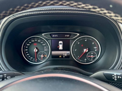 Mercedes-Benz Classe B 200 d Premium (16)