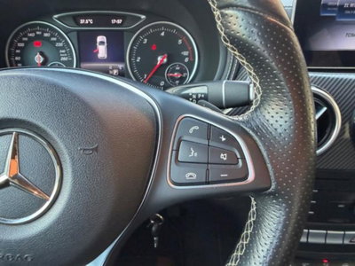 Mercedes-Benz Classe B 200 d Premium (18)