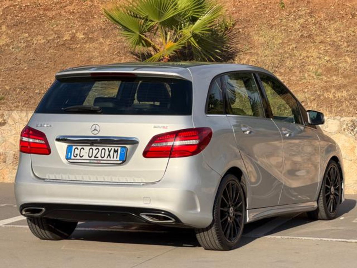 Mercedes-Benz Classe B 200 d Premium (8)
