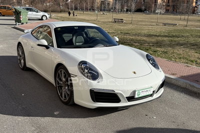 Porsche 911 Coupé 3.0 Carrera 4 (3)