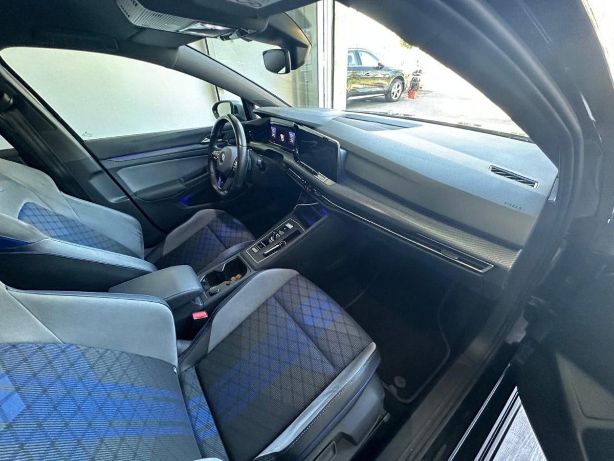 Volkswagen Golf 2.0 TSI R DSG 4Motion (20)