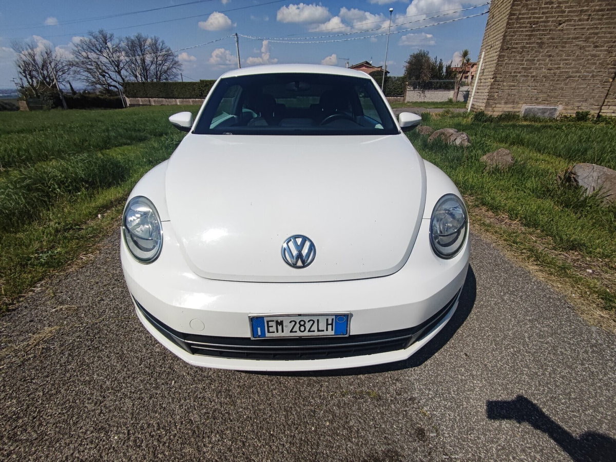Volkswagen Maggiolino 2.0 TDI Fender Edition (2)