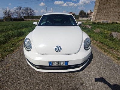Volkswagen Maggiolino 2.0 TDI Fender Edition (2)