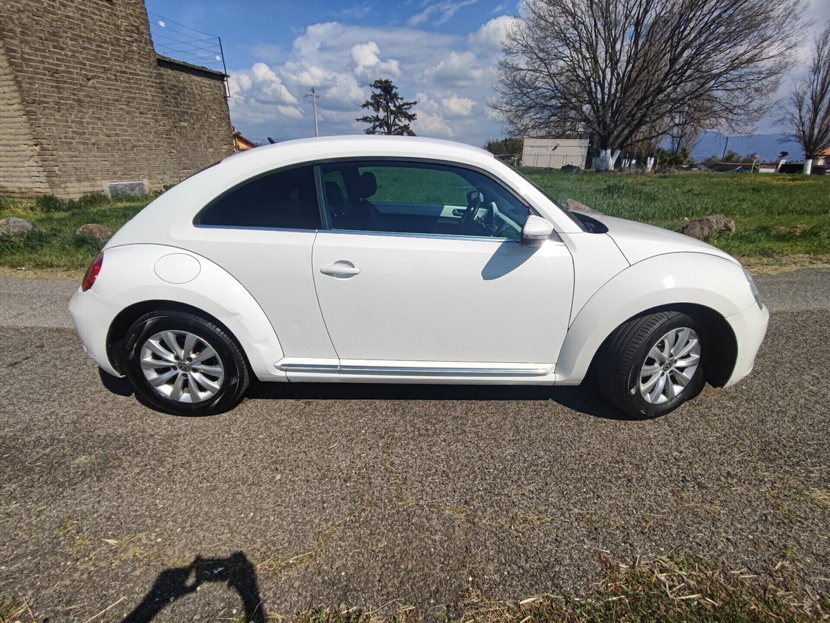 Volkswagen Maggiolino 2.0 TDI Fender Edition (4)