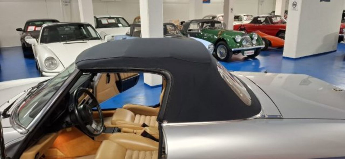 Alfa Romeo Spider 2.0i (10)
