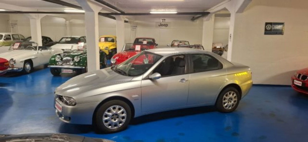 Alfa Romeo 156 2.0 JTS 16V Distinctive (10)