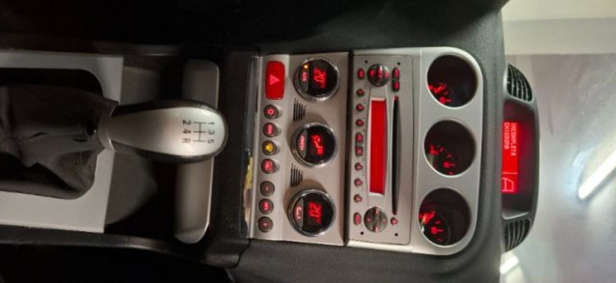 Alfa Romeo 156 2.0 JTS 16V Distinctive (15)