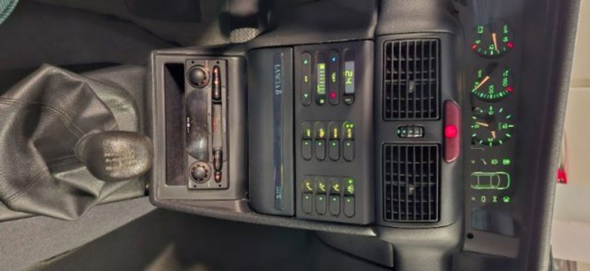 Lancia Delta HPE 2.0 i.e. turbo 16V cat 3p. HF (13)